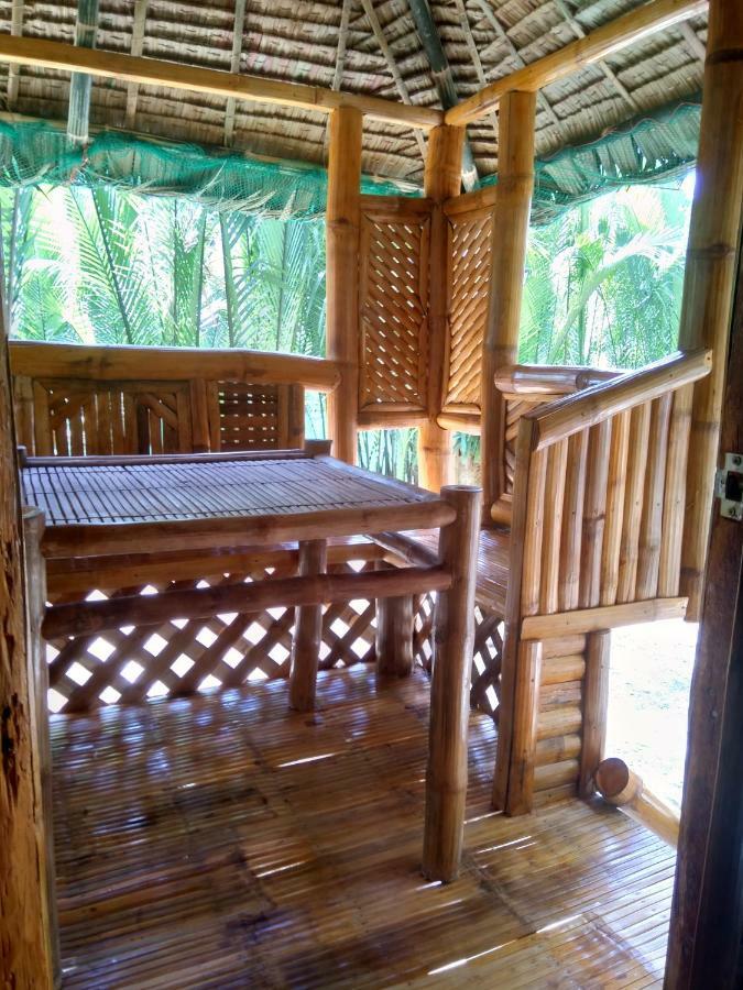 Deluxe Bamboo House By The River Hotel Loboc Exterior photo